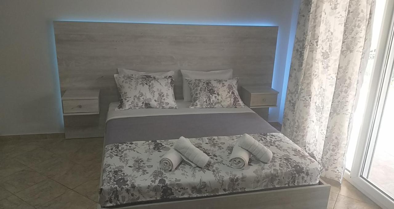 Studio Garden Daire Nea Kallikrateia Dış mekan fotoğraf